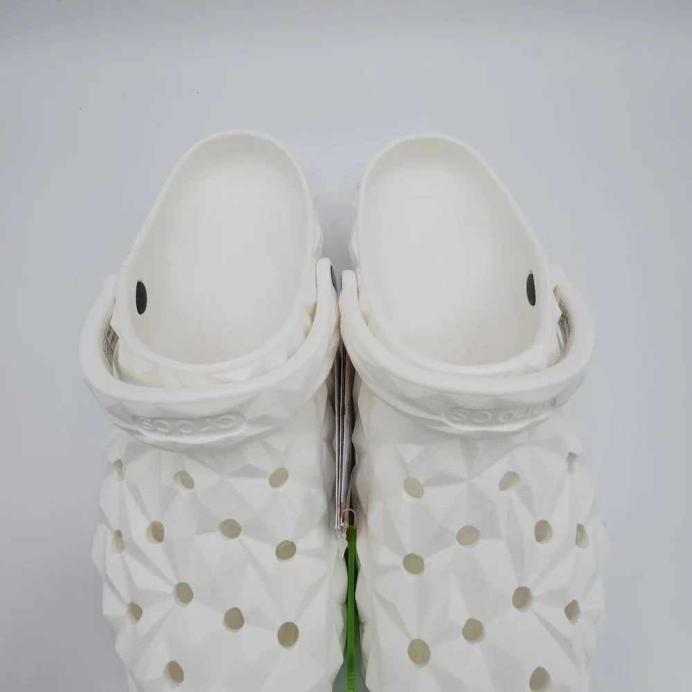 Crocs Classic‎ Geometric Clog Slides Sandal 209563-100 White Men's Size 10 NEW